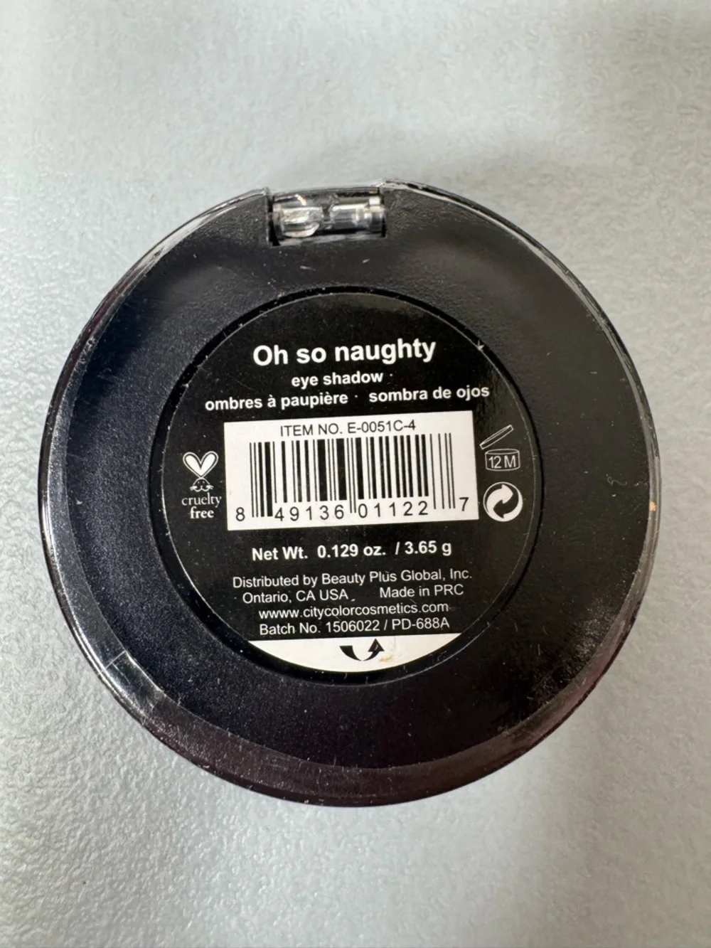 City Color shimmer shadow Oh So Naughty Eyeshadow - Silver sparkle grunge smoky